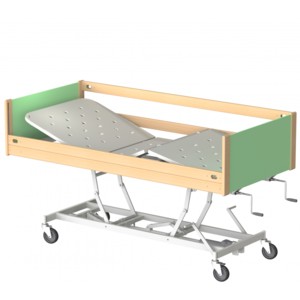 Кровать медицинская функциональная трёхсекционная КМФТ144-«МСК», с регулировкой высоты на гидроприводе, винтовыми регулировками секций, деревянными спинками и металлическим ложем (код МСК-6144)